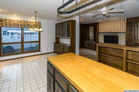 1645 7th Place SW Mason City IA 50401