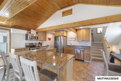 15381 1st Street Clear Lake IA 50428