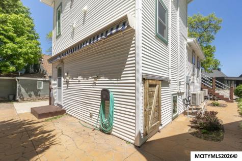 15381 1st Street Clear Lake IA 50428