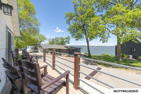 15381 1st Street Clear Lake IA 50428