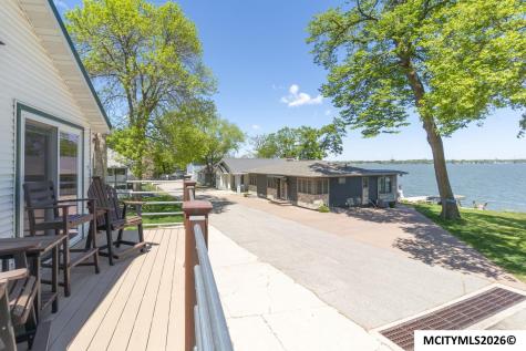 15381 1st Street Clear Lake IA 50428