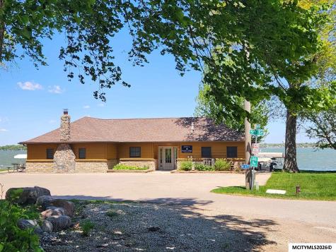 15381 1st Street Clear Lake IA 50428