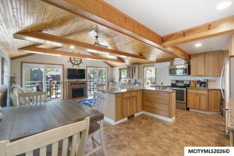 15381 1st Street Clear Lake IA 50428