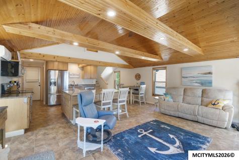15381 1st Street Clear Lake IA 50428