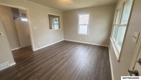 412 29th SW Mason City IA 50401