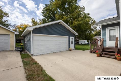 309 N 12th Street Clear Lake IA 50428
