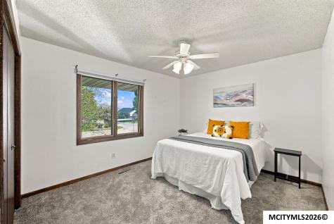 2309 14th Place N Clear Lake IA 50428