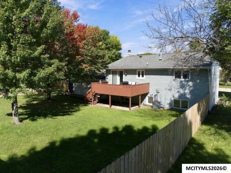 2309 14th Place N Clear Lake IA 50428