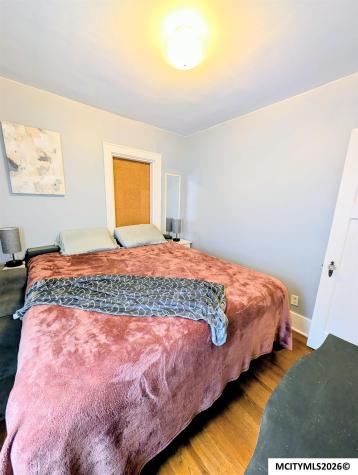 315 N Taylor Mason City IA 50401