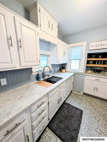 315 N Taylor Mason City IA 50401
