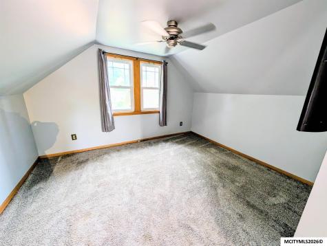 315 N Taylor Mason City IA 50401