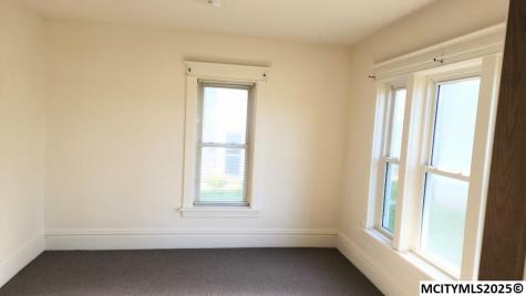 210 1st SW Mason City IA 50401