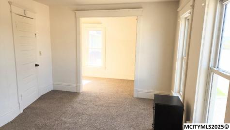 210 1st SW Mason City IA 50401