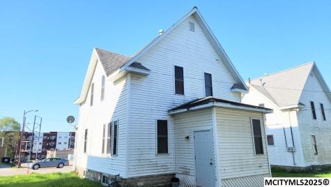 210 1st SW Mason City IA 50401