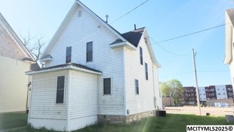 210 1st SW Mason City IA 50401