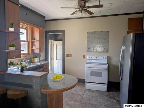 28 1st SW Nora Springs IA 50458