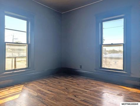 28 1st SW Nora Springs IA 50458