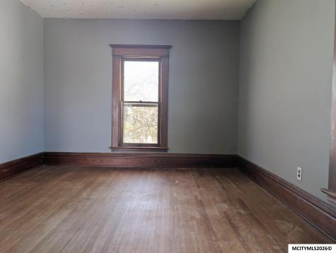 28 1st SW Nora Springs IA 50458