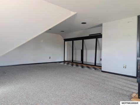 28 1st SW Nora Springs IA 50458