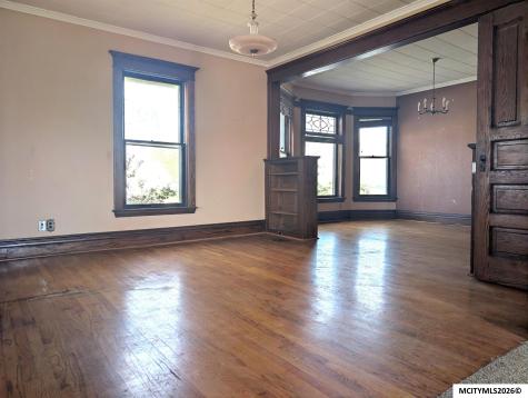 28 1st SW Nora Springs IA 50458