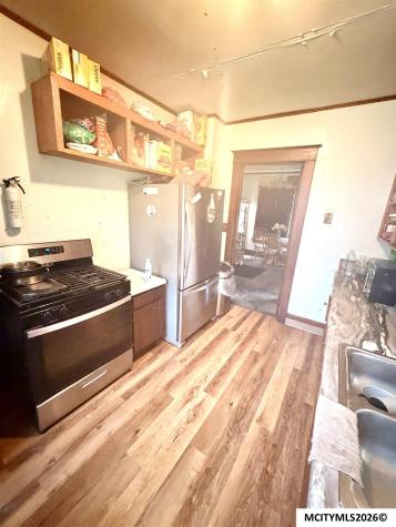 809 N 9th Street Clear Lake IA 50401
