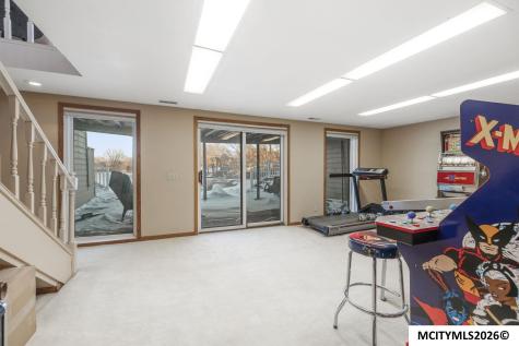 900 Briarstone Drive Mason City IA 50401