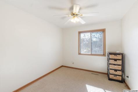 16 Lexington Square Mason City IA 50401