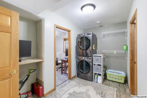 16 Lexington Square Mason City IA 50401