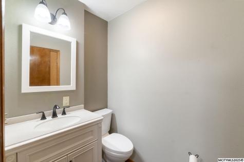 16 Lexington Square Mason City IA 50401