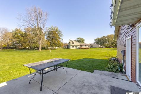 16 Lexington Square Mason City IA 50401
