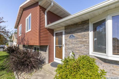 16 Lexington Square Mason City IA 50401