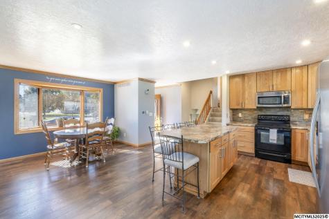 16 Lexington Square Mason City IA 50401