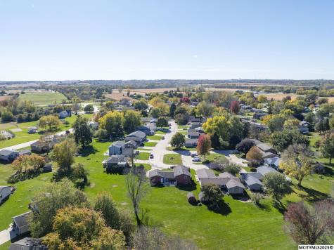 16 Lexington Square Mason City IA 50401