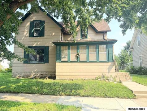 526 6th SE Mason City IA 50401