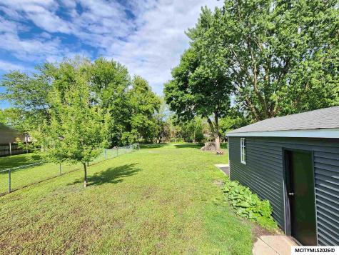 1320 S Hampshire Mason City IA 50401