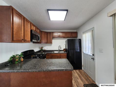 1320 S Hampshire Mason City IA 50401