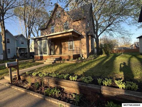 404 B Street Charles City IA 50616
