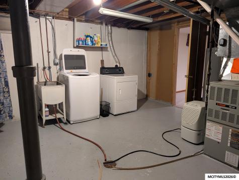 808 N Harrison Mason City IA 50401