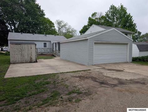 808 N Harrison Mason City IA 50401