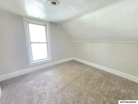110 12th SE Mason City IA 50401