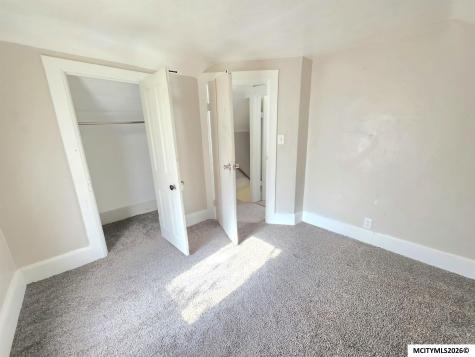 110 12th SE Mason City IA 50401
