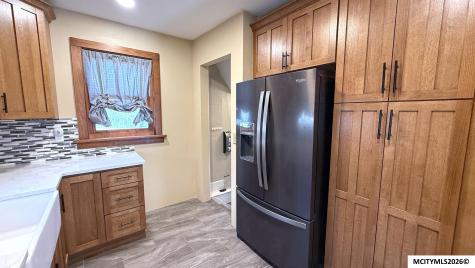 726 1st SW Mason City IA 50401