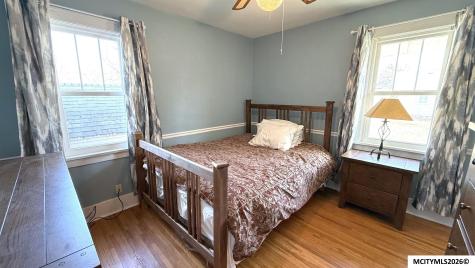 726 1st SW Mason City IA 50401