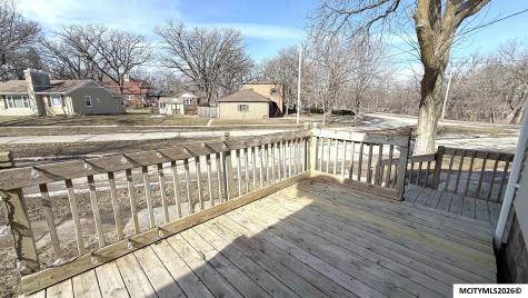 726 1st SW Mason City IA 50401