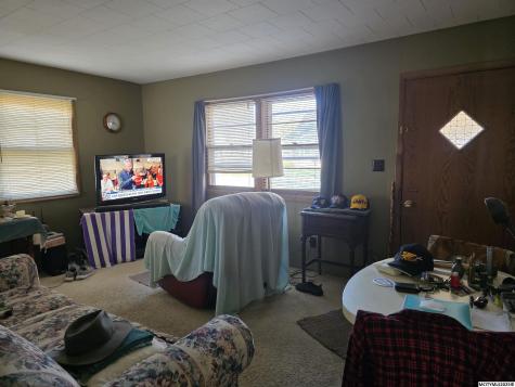 953 15th Place NE Mason City IA 50401