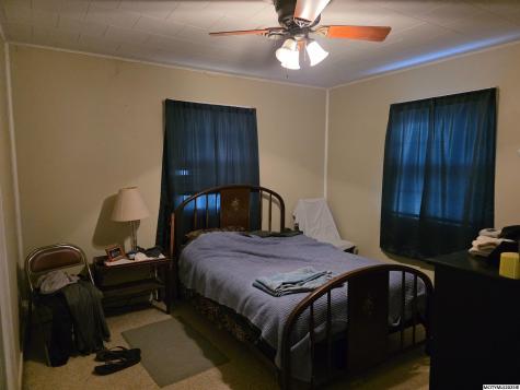 953 15th Place NE Mason City IA 50401