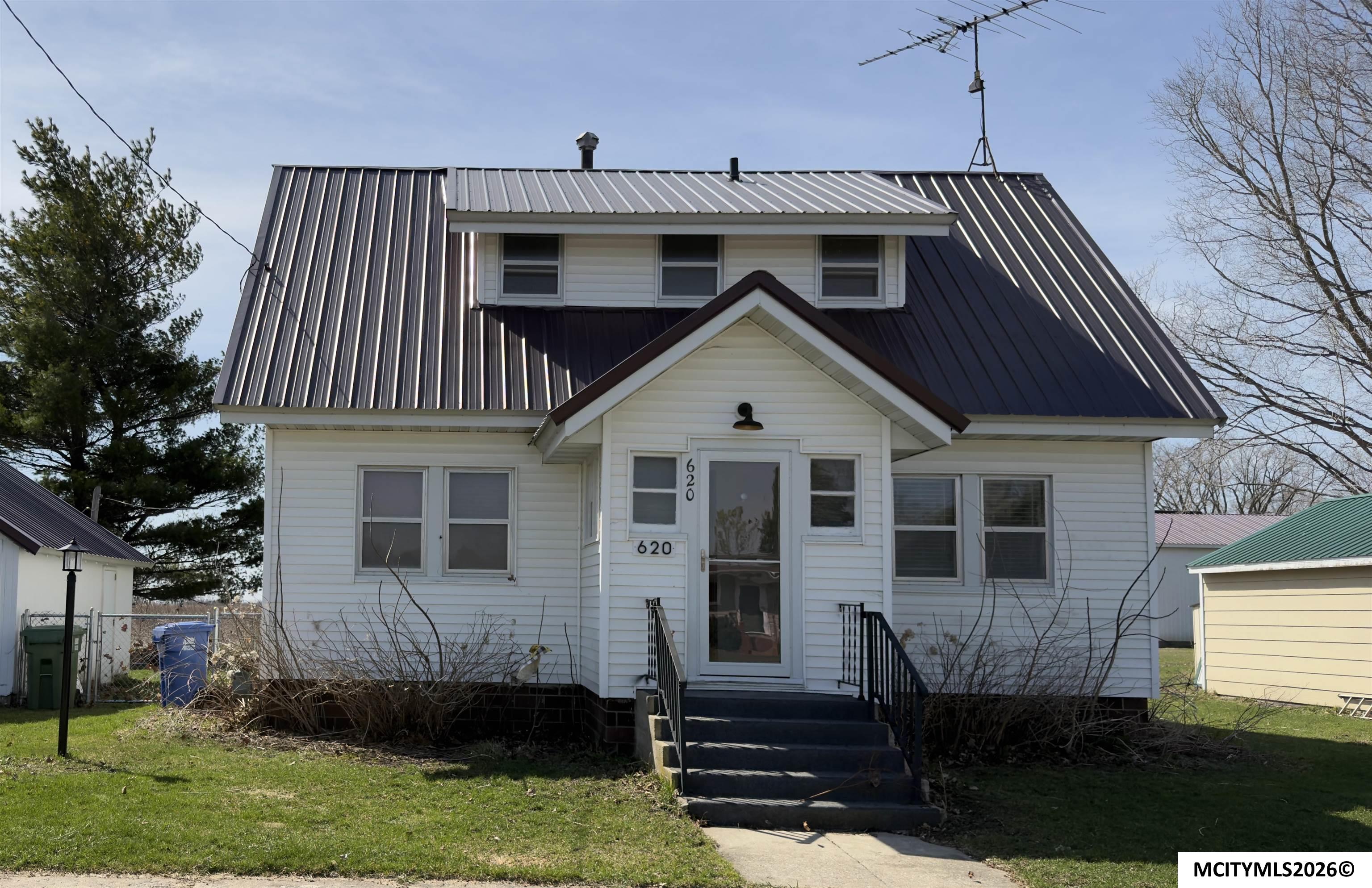 620 College Street Marble Rock IA 50653