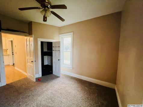 906 Broad Street Plymouth IA 50464