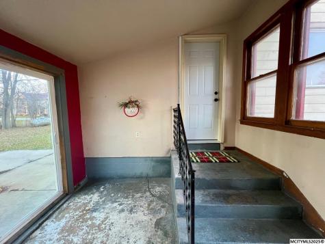 906 Broad Street Plymouth IA 50464