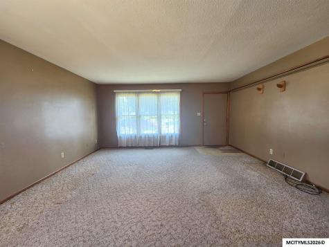 408 26th SW Mason City IA 50401